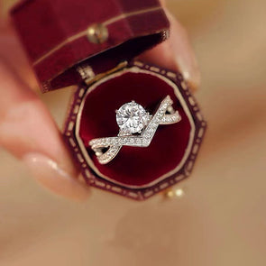 Stunning V Shape Split Shank Round Cut Sterling Silver Engagement Ring