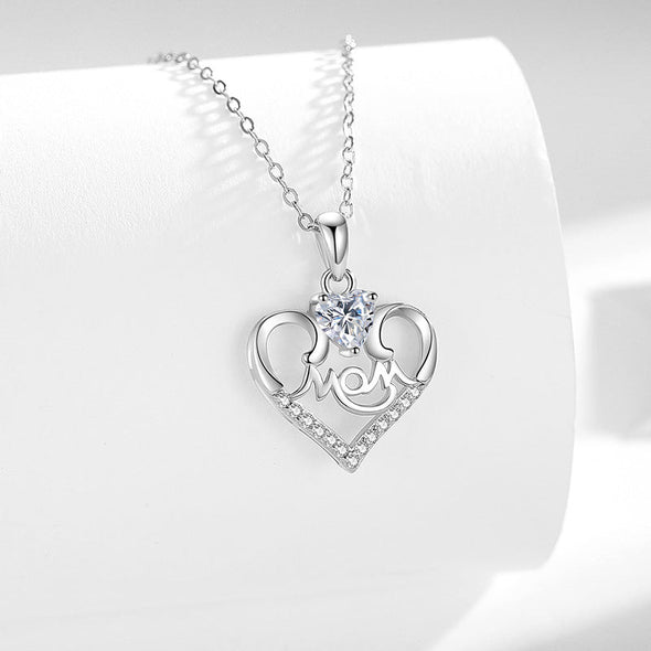 Special Gift Heart Pendant Necklace For Mom