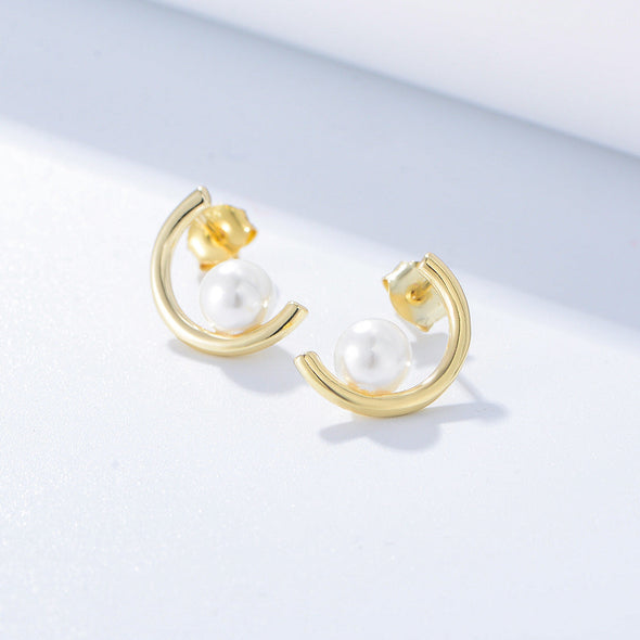C Design Pearls Studding Earrings