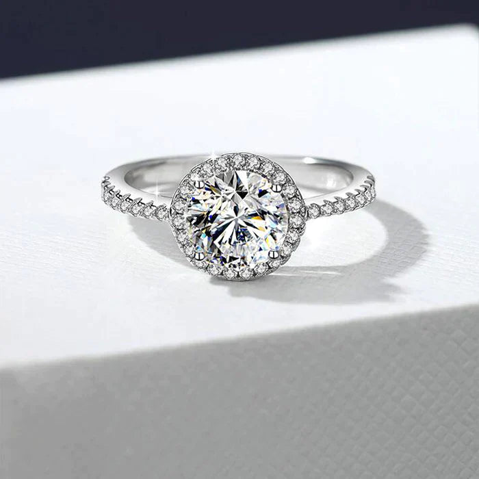 Luxury 1.2 Carat D Round Cut Color Moissanite Sterling Silver Ring