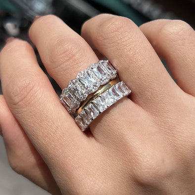 Gorgeous 3PC Women's Wedding Band Set In Sterling Silver